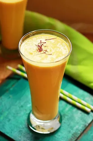 Mango Lassi (12 oz)